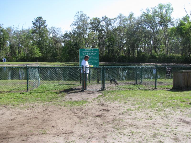 Davis Park Complex and Paws Dog Park